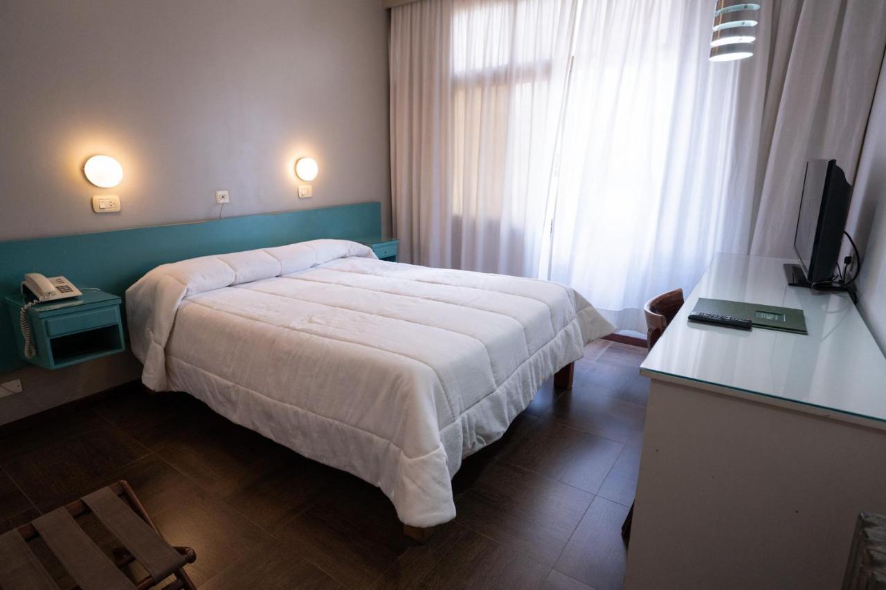 Hotel Posada Del Sol Salta Kültér fotó