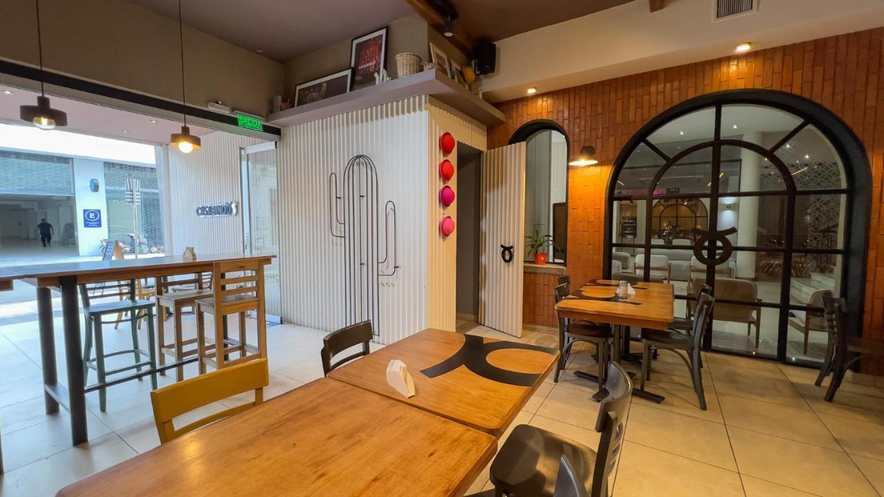 Hotel Posada Del Sol Salta Kültér fotó