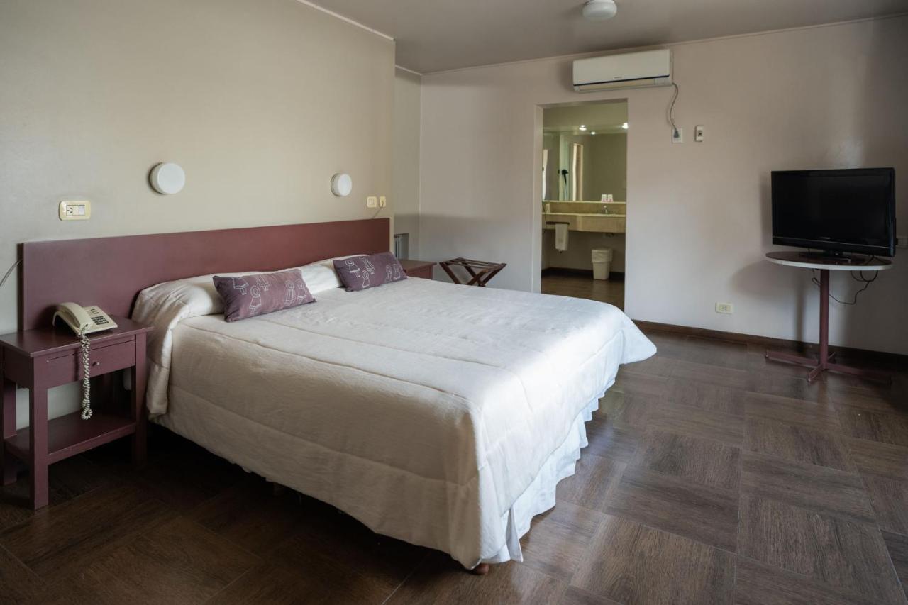 Hotel Posada Del Sol Salta Kültér fotó